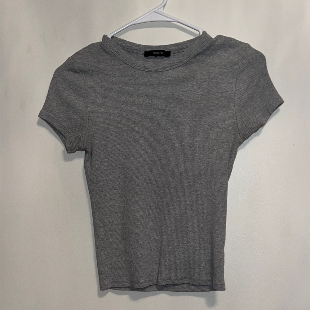 Forever 21 Heather Gray Short Sleeve Tee